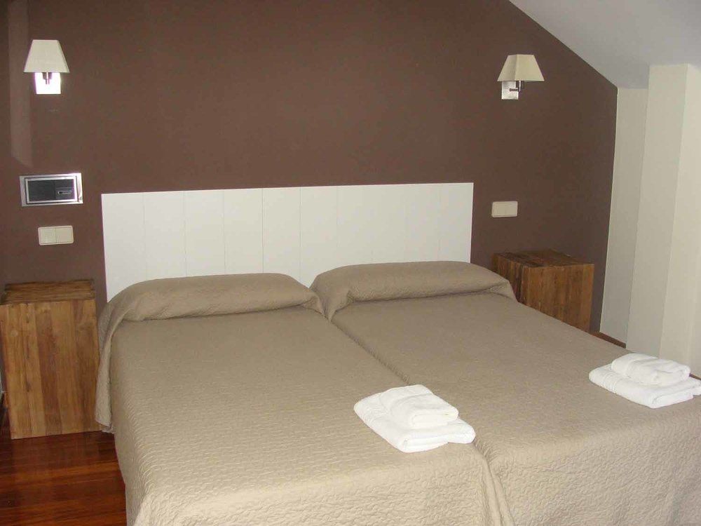 Hotel Montanas De Covadonga Onís Dış mekan fotoğraf