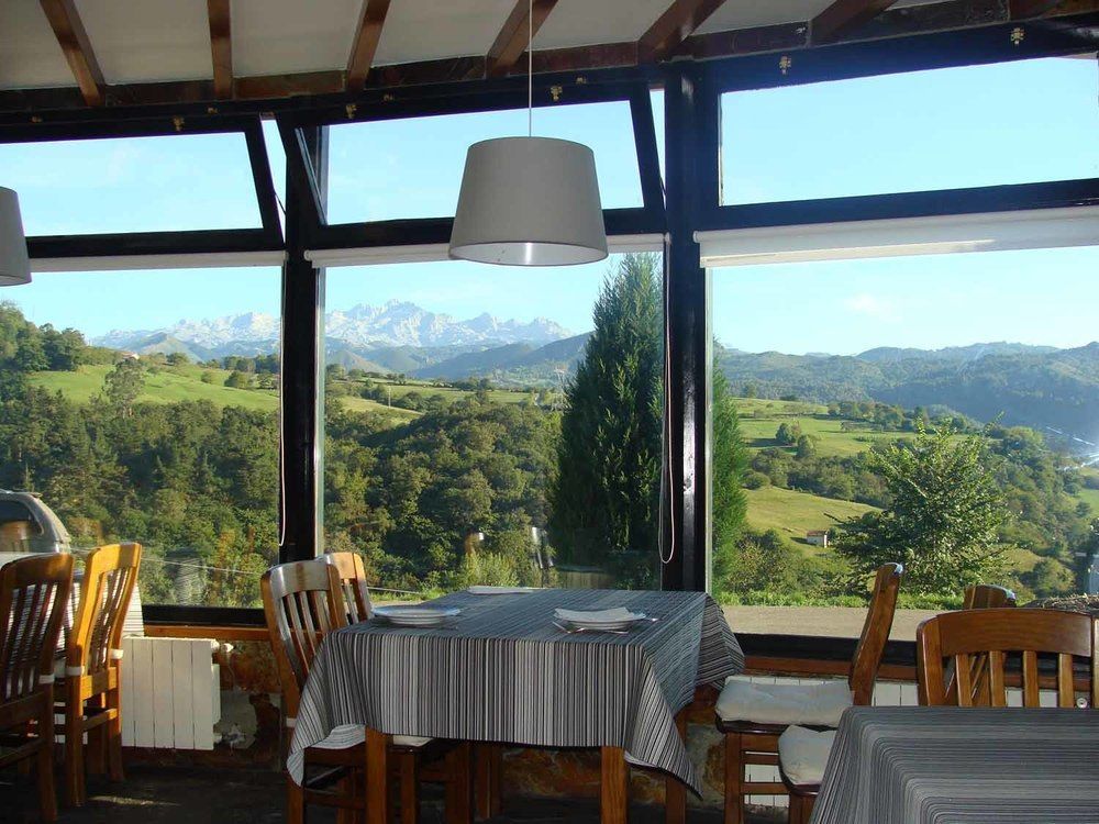 Hotel Montanas De Covadonga Onís Dış mekan fotoğraf